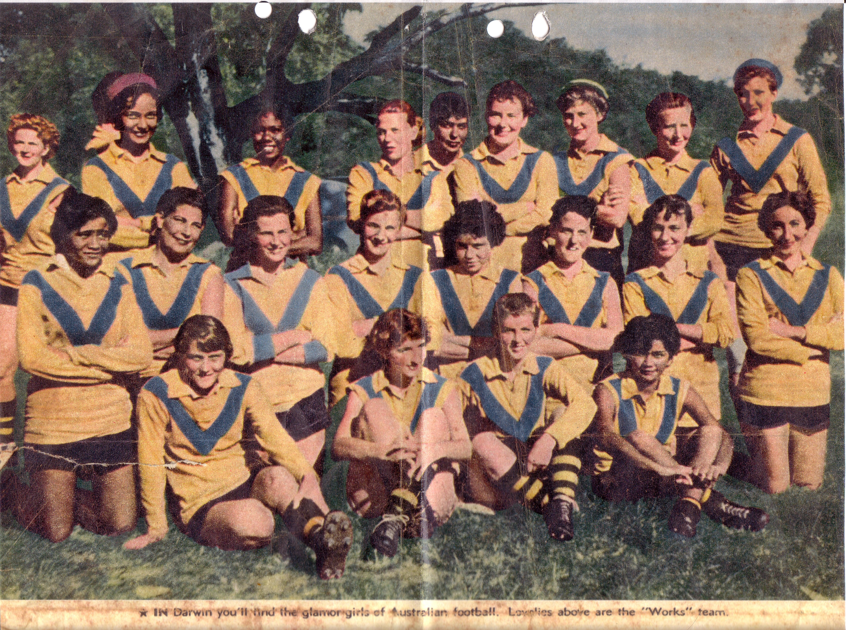 womensfirstfootballteam1957no2.jpg